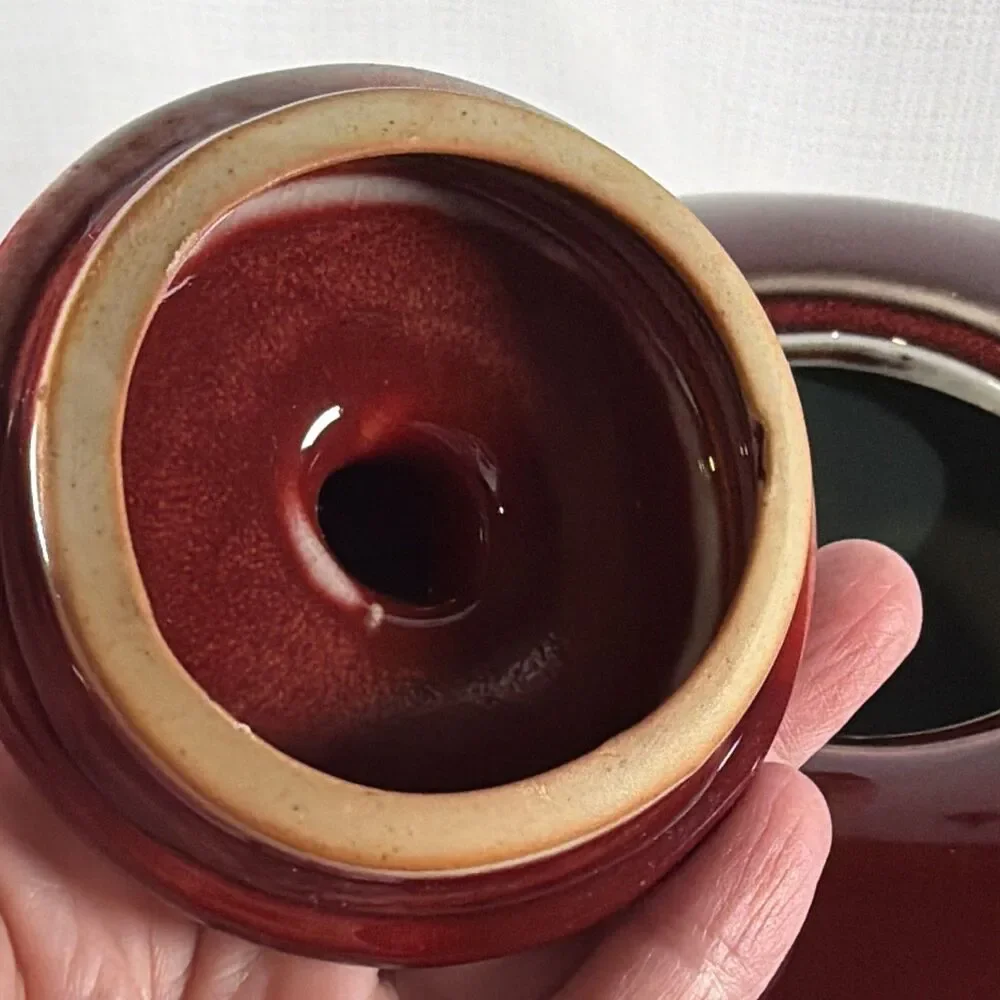 Vintage Chinese Porcelain Onion Ginger Jar Oxblood Sang De Boeuf Red Lidded